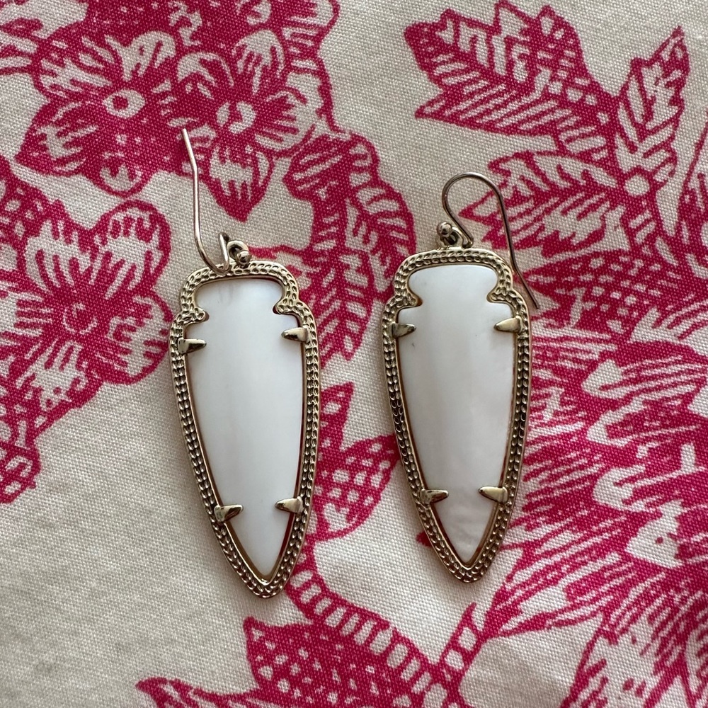 Kendra Scott White Mother of Pearl Arrowhead Earrings
